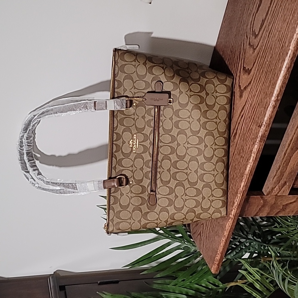 Coach Signature Gallery Tote Carryall Khaki/Saddle NEW w/Tag